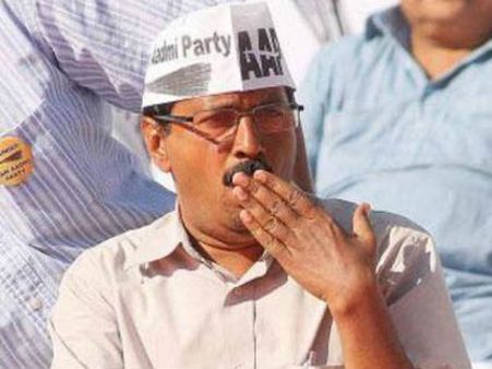 आप MLA ने लिखी केजरीवाल को चिट्ठी, कहा पार्टी नेता कर रहे महिलाओं का यौन शोषण