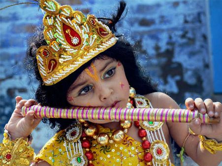 डेंगू के डंक से भगवान श्री कृष्‍ण को भी खतरा, जन्म के बाद होंगे मच्छरदानी में पैक