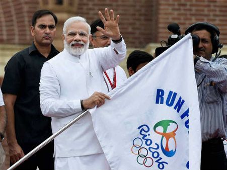 सोशल मीडिया पर अब लोगों ने मोदी से पूछा कहां है मेडल?