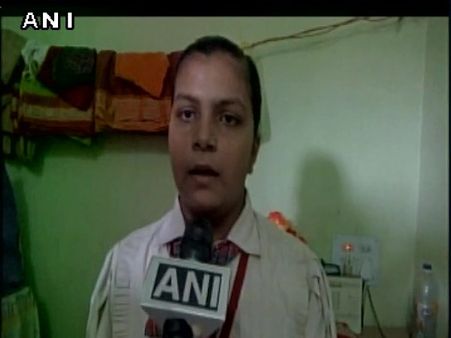 आतंकी हमले में शहीद जवान की बेटी बोली, अब मुंहतोड़ जवाब दो