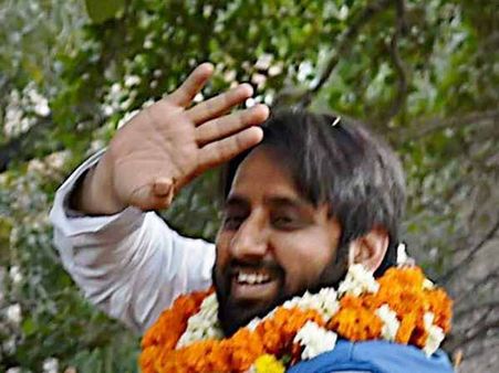 आम आदमी पार्टी विधायक के खिलाफ दर्ज हुई एफआईआर, हमला करने का लगा आरोप