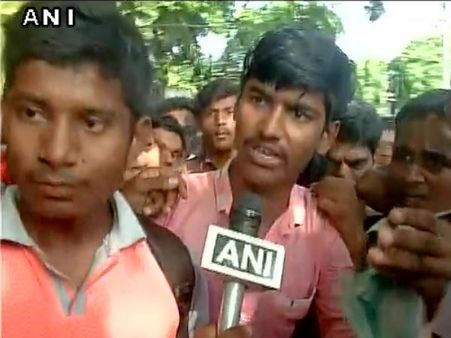मुंबई: नेवी बेस में भर्ती रैली के दौरान लाठीचार्ज और भगदड़, कई घायल