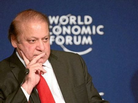 'पाकिस्तान के खिलाफ षड़यंत्र रच रहे हैं पीएम नवाज शरीफ और उनके भाई'