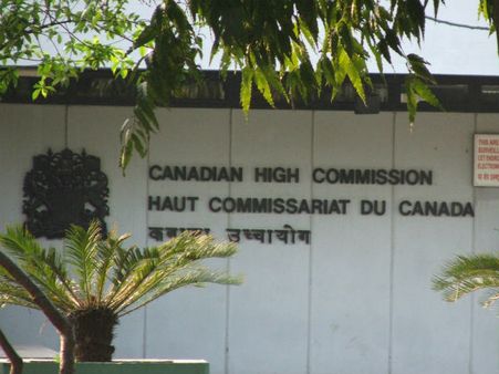20 साल युवती एक दिन के लिए बनी कनाडा की उच्चायुक्त