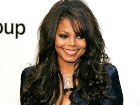 माइकल जैक्सन की बहन 50 साल की उम्र में हुईं प्रेग्नेंट, कैसे?