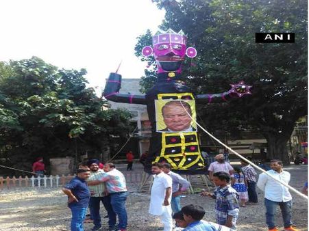 लुधियाना की रामलीला में नवाज शरीफ 'रावण' तो हाफिज सईद 'मेघनाद'