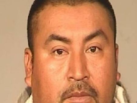 चार साल तक हर हफ्ते में तीन बार करता था नाबालिग लड़की से रेप, कोर्ट ने दी ये सजा