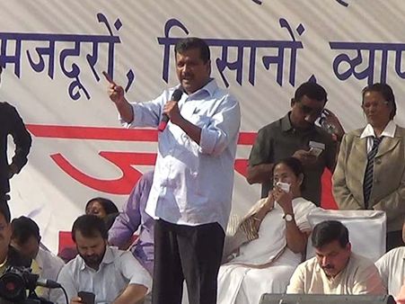 नोटबंदी: ये 3 कारण साबित करते हैं कि फ्लॉप शो थी केजरीवाल की आजादपुर रैली