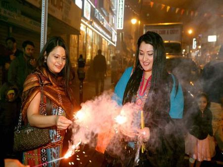 सुप्रीम कोर्ट ने दिल्‍ली-एनसीआर में लगाया पटाखों की बिक्री पर प्रतिबंध