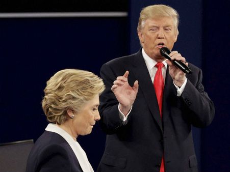 'गोरी' महिलाओं की वजह से टूटा हिलेरी का राष्‍ट्रपति बनने का सपना