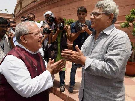 नोट बैन पर पीएम नरेंद्र मोदी के मंत्री ने भी की जनता को विशेष सुविधाएं देने की मांग