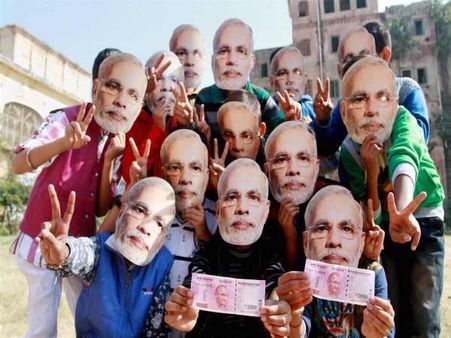 नोटबंदी के बाद आया पहला सर्वे, जानिए क्या है मोदी सरकार का हाल