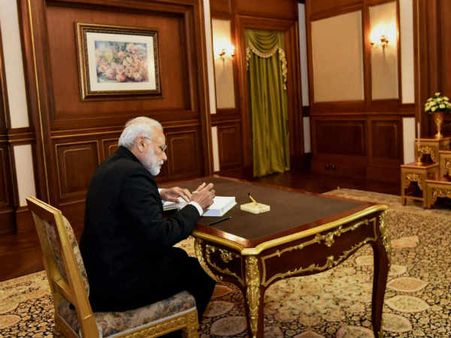 ट्विटर का था टेक्निकल लोचा, कहीं नहीं गए हैं पीएम मोदी के फॉलोअर्स