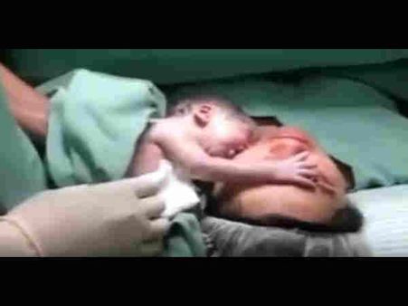 Video: जब मासूम ने अपने रोने से जिंदा कर दिया 4 घंटे पहले मरी हुई मां को