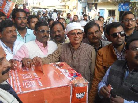 नरेंद्र मोदी के मन के बात के बाद यूपी चुनाव में भाजपा लाई मन की पेटी