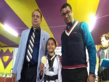 बहराइच की आंशी, बंगाल को पछाड़ ताइक्वांडो में आई फर्स्ट