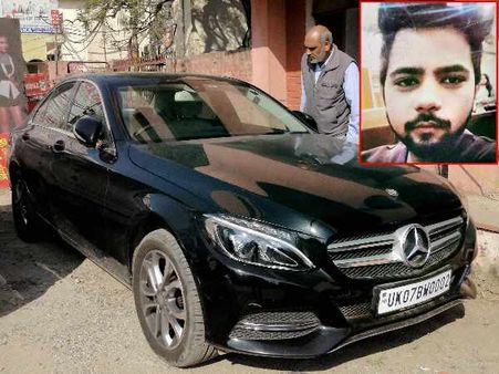 मर्सिडीज में मर्डर: हत्या से पहले लड़की ने किसे किए थे 25 बार फोन