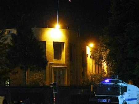 अब टर्की के अंकारा में अमेरिकी दूतावास के बाहर फायरिंग, दूतावास बंद