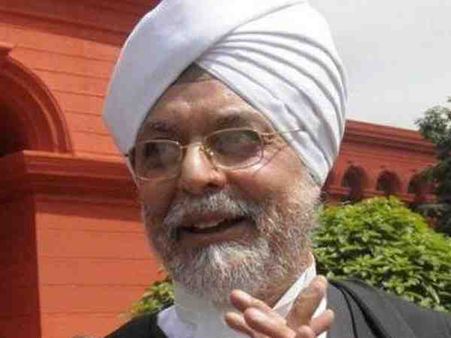 मुख्य न्यायाधीश जेएस खेहर याचिकाकर्ता से बोले- मैं भी हिंदू हूं, लेकिन किसी से डरता नहीं