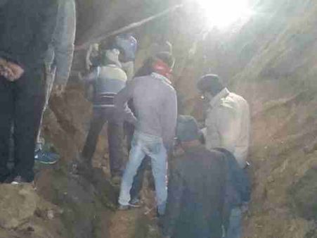 नैनीताल में मकान बनाते समय 8 की मौत, देखिए दर्दनाक हादसे का फोटो-वीडियो