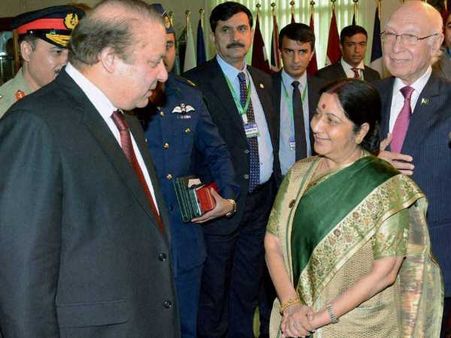 पीएम मोदी के बर्थडे विश के बाद पाकिस्तानी पीएम नवाज शरीफ ने सुषमा स्वराज को लिखी चिट्ठी