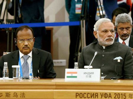 डोनाल्‍ड ट्रंप के शपथ ग्रहण समारोह में एनएसए डोवाल होंगे खास मेहमान