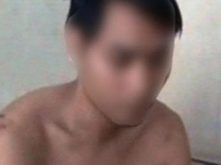 मणिपुर के युवक को पूरे ऑफिस ने पीटा, कपड़े उतारकर कराई परेड