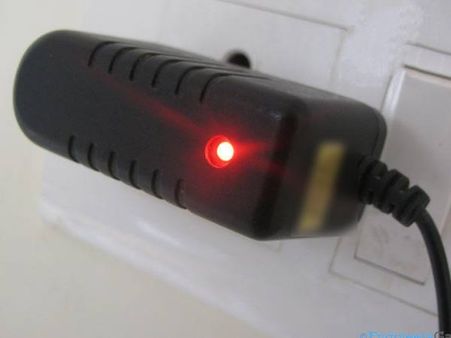 मिर्जापुर: मोबाइल चार्जर से लगा ऐसा तगड़ा करंट, किशोर की वहीं हुई मौत