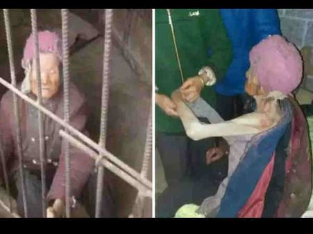 92 साल मां को जानवरों की तरह पिंजरे में किया कैद, वीडियो हुआ वायरल