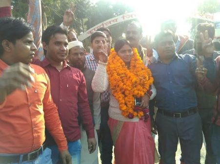 यूपी इलेक्शन: फरीदपुर के चुनावी मैदान में होगा भाभी और ननद का मुकाबला