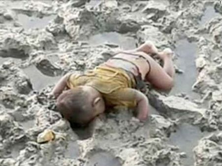 16 माह के रोहिंग्‍या मोहम्‍मद ने दिलाई दुनिया को सीरिया के अयलान कुर्दी की याद