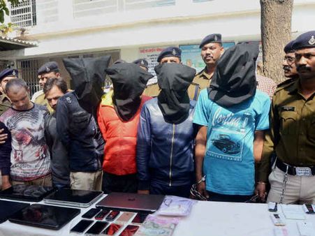 सेना की जासूसी करने वाले 5 संदिग्‍धों को 14 फरवरी तक पुलिस रिमांड