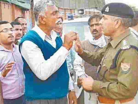 इलाहाबाद: अमोनिया गैस टैंक फटने से एक की मौत, दर्जनों बेहोश