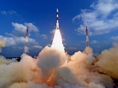 जानिए उन सात महिलाओं के बारे में जिन्‍होंने इसरो की सफलता में अदा किया बड़ा रोल 