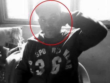 खाने में ज्यादा मसाला होने से नाराज शख्स ने की पत्नी की हत्या, लाश को टुकड़ों में काटा