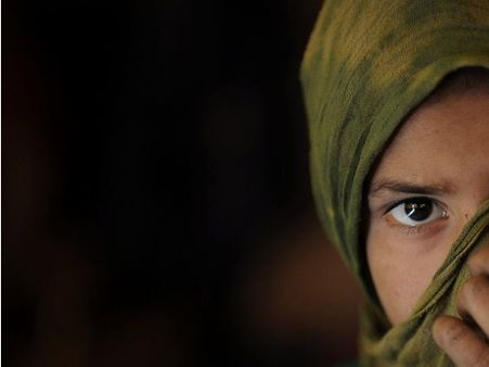 ISIS की सेक्स स्लेव रही 18 साल की लड़की की कहानी, भागने की कोशिश में गंवा चुकी दोनों टांगें