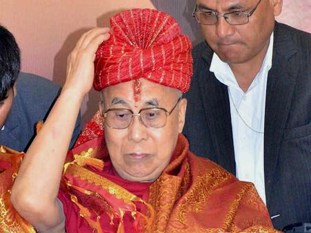 असम दौरे से पहले उल्‍फा ने दी दलाई लामा को धमकी, चीन के खिलाफ कुछ भी न कहें