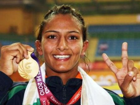#Women's Day: मिलिए देश की होनहार बेटियों से...जो देश का अभिमान हैं...