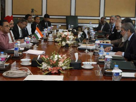 पाक को चाहिए कश्‍मीर में बन रहे हाइड्रो प्‍लांट्स की डिजाइन की जानकारी