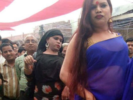 आगरा में असली और नकली किन्‍नरों के बीच वर्चस्‍व की लड़ाई, जानिए पूरा मामला
