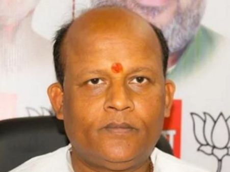 पत्नी को गलत ढंग से छूने पर बीजेपी MLA ने पार्टी नेता को जड़ा थप्पड़