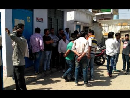 BJP नेता की हत्या से मचा हड़कंप, नाले किनारे मिला शव