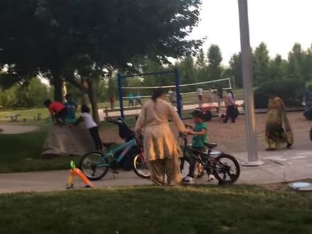 अमेरिका में भारतीयों का पीछा करके बनाया गया एक वीडियो, कहा नौ‍करियां छीन रहे भारत के लोग