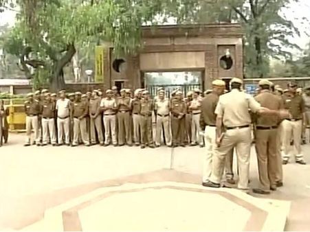 जाट कम्युनिटी और एबीवीपी आज दिल्ली में करेंगे प्रदर्शन, भारी पुलिस बल तैनात