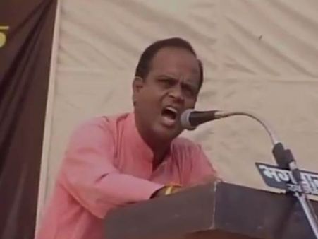RSS नेता ने दिया विवादास्पद बयान- केरल के CM का सिर लाओ, 1 करोड़ का बंगला इनाम में दूंगा