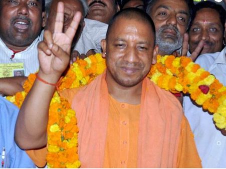 योगी के साथ यूपी में नई सियासत की शुरूआत!
