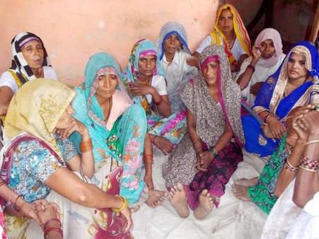 संभल: बारातियों पर गिरा बिजली का तार, दो की मौत, 9 लोग झुलसे