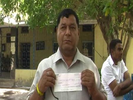 UP POLICE: ये हैं योगी के भक्त, हर साल देंगे 2 यूनिट ब्लड और अपने वेतन से 51 हजार रुपए