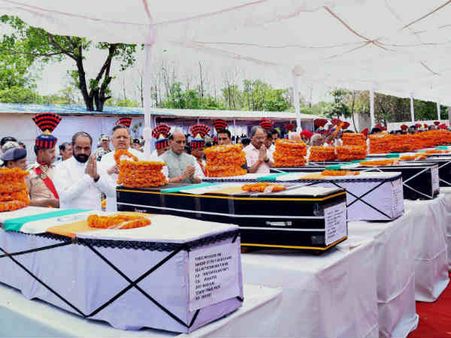 सुकमा नक्सली हमले में एक महीने बाद बड़ी कार्रवाई, कंपनी कमांडर सस्पेंड
