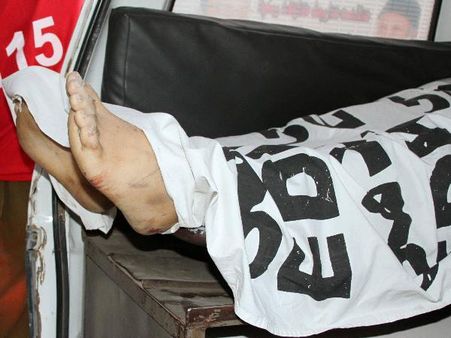 13 साल पहले ईश निंदा करने पर तीन बहनों ने मिलकर एक आदमी को मार डाला